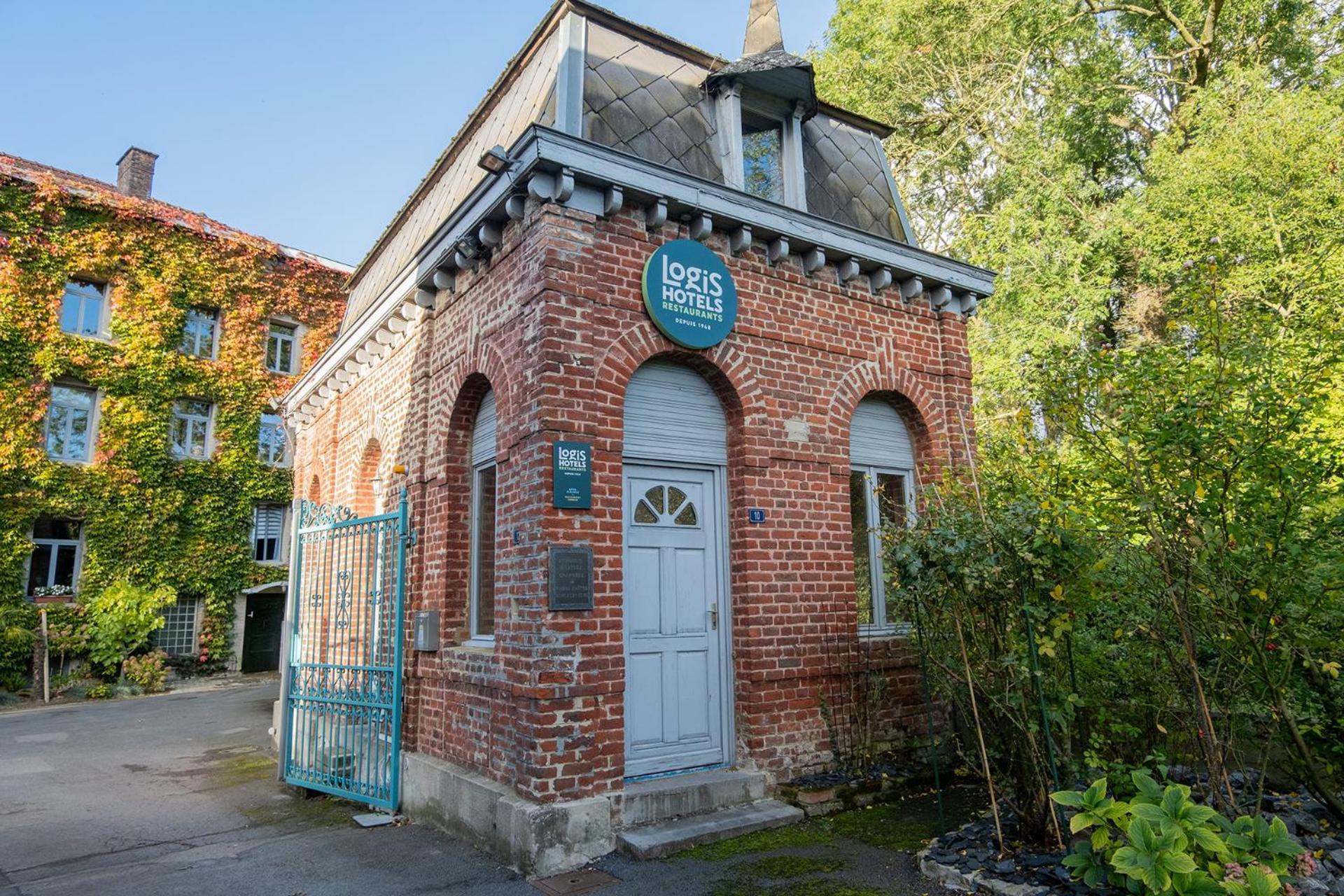 Logis Hotel-Restaurant - Le Moulin D'Artres Kültér fotó